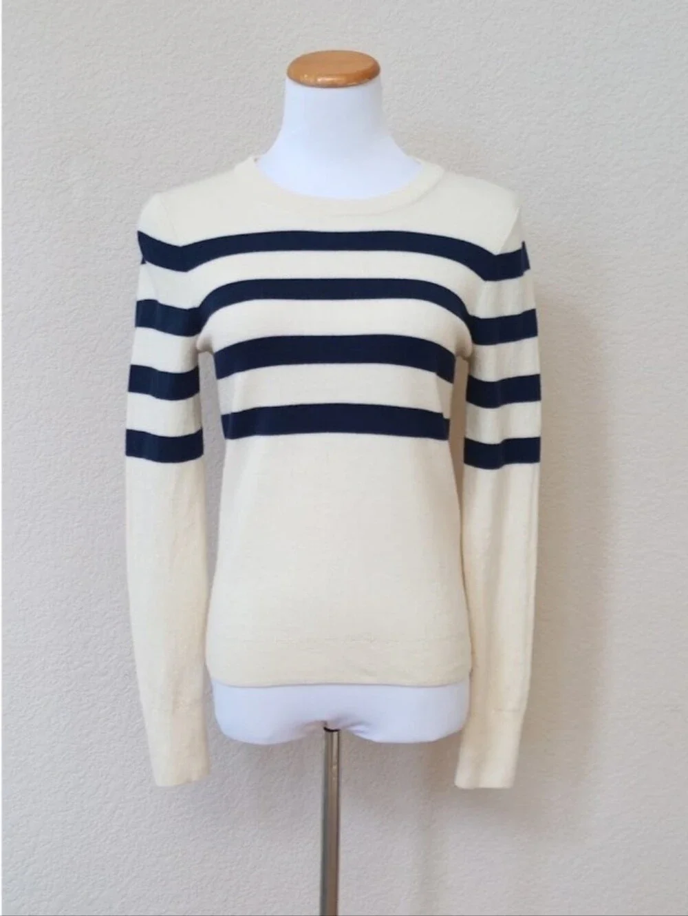 🤍 J. Crew cream and navy blue striped 100% merino wool crewneck sweater